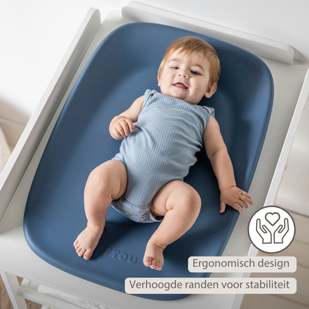 Care Nursing Cushion Midnight Blue 70x50 cm – Changing pad – Baby accessory [NL]