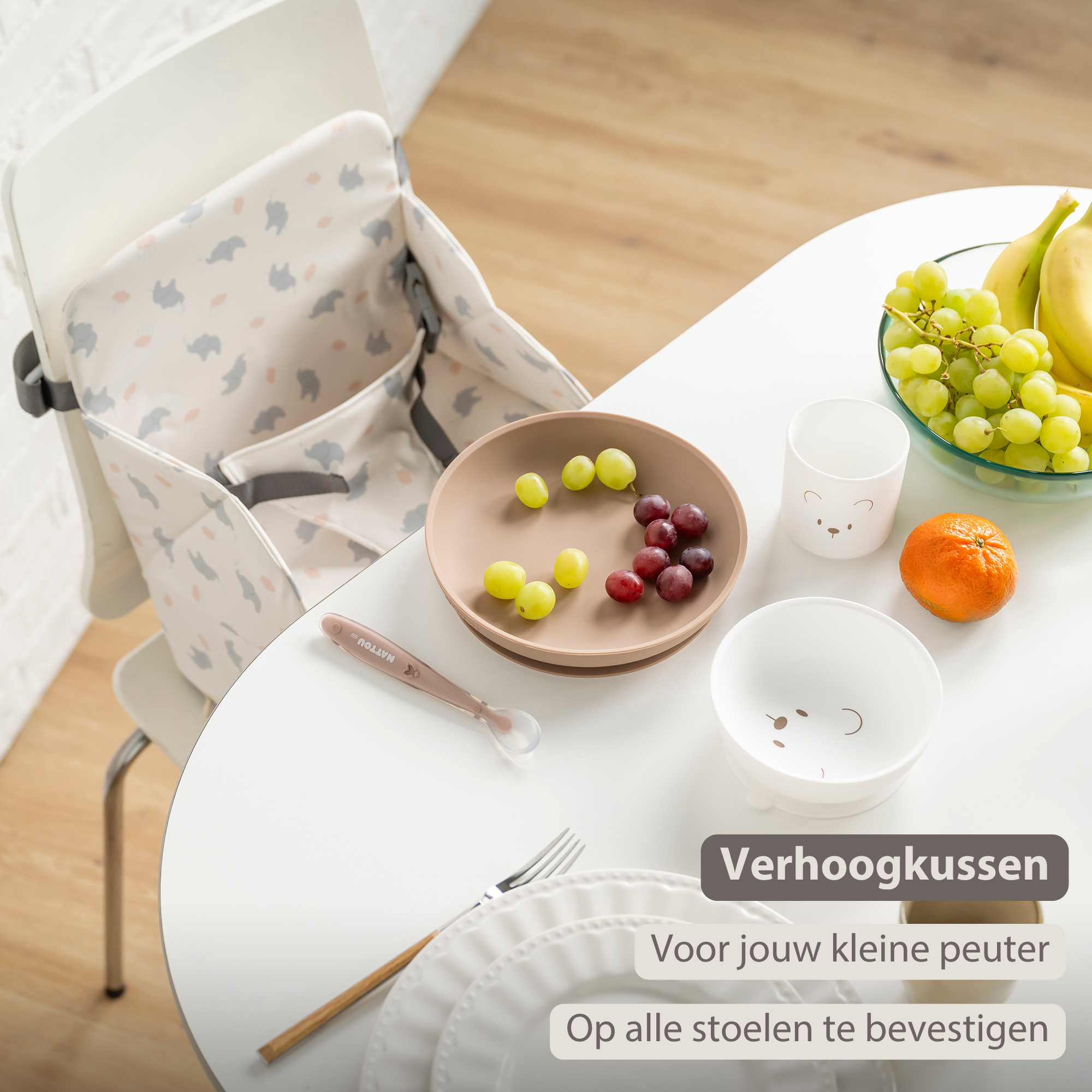 Foody Foldable Booster Seat for Dining Chair - Water-Resistant Seat with Safety Belt - Ecru with Elephants [NL]