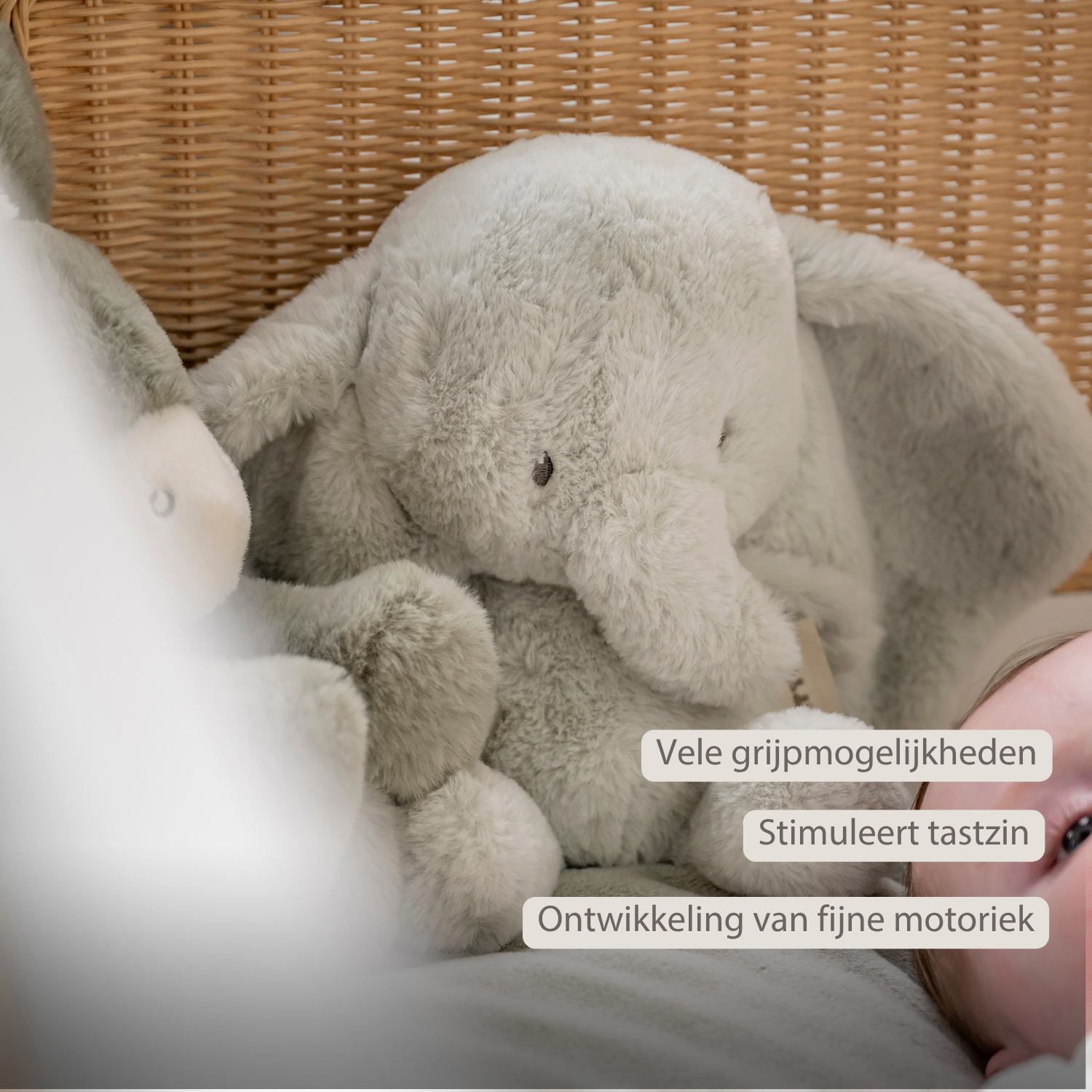 LouLou Plush Elephant - Soft Baby Cuddly Toy - 30 cm - Linden Green [NL]