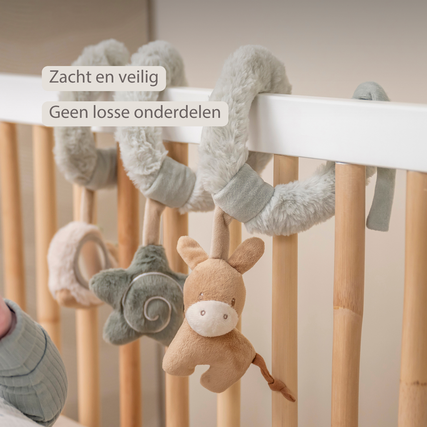 LouLou Activity Spiral - Baby Spiral Toy for Home or On the Go - 18 cm - Soft Colours [NL]