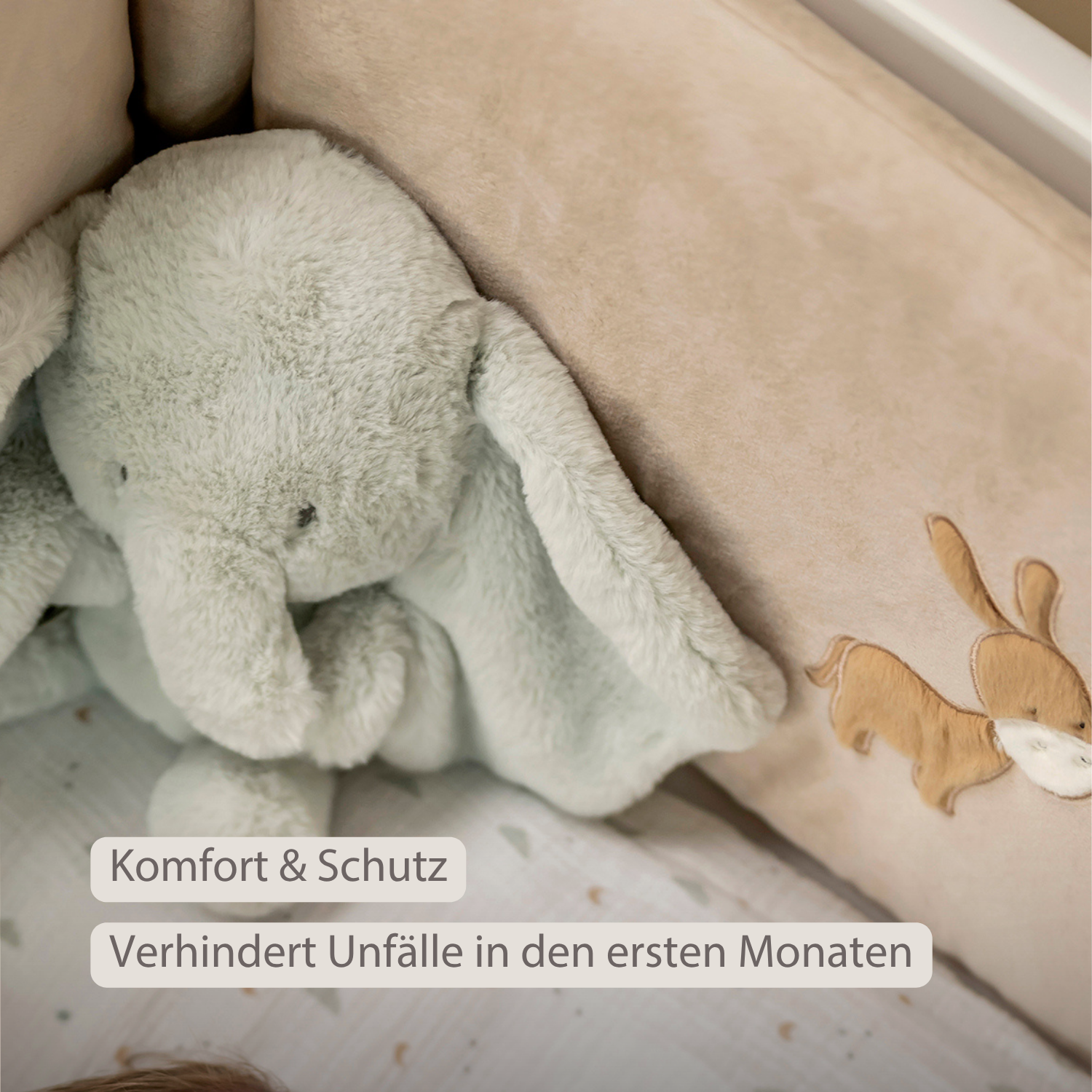LouLou Bed Bumper Soft Velour - Soft Baby Cot Protection - 180 cm - Sand [DE]
