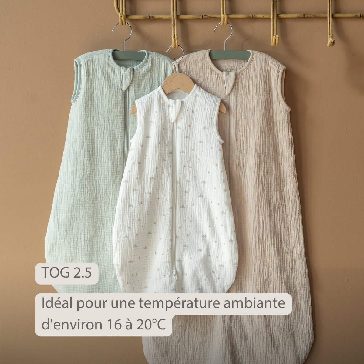 LouLou Sleeping Bag 60 cm - Baby Sleeping Bag with Sleeves in Velour - TOG 2.5 - Green [FR]