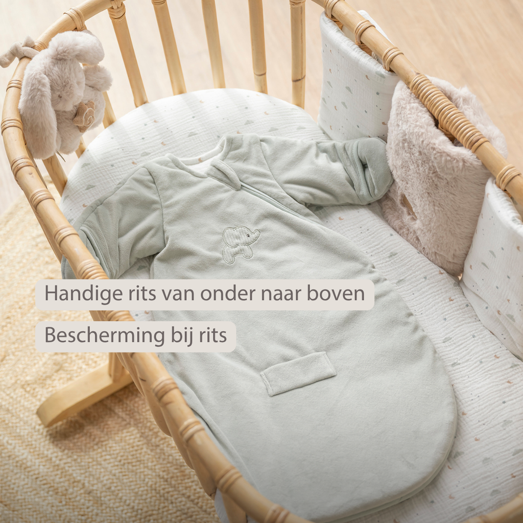 LouLou Sleeping Bag 60 cm - Baby Sleeping Bag with Sleeves in Velour - TOG 2.5 - Green [NL]