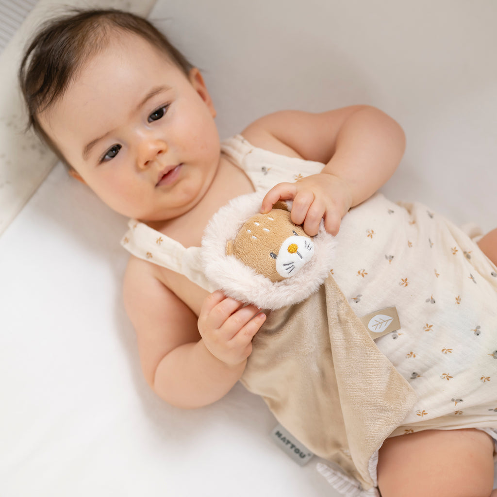 Petit Doudou Lion FLO, ERNEST & OLI