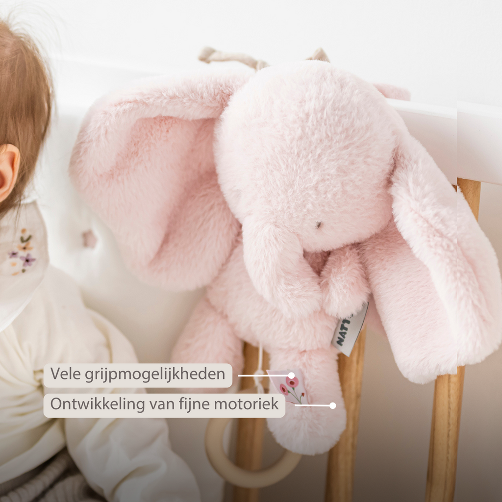 FanFan Musical Cuddle Toy Elephant - 25 cm - Soft Plush with Music - Pink [NL]