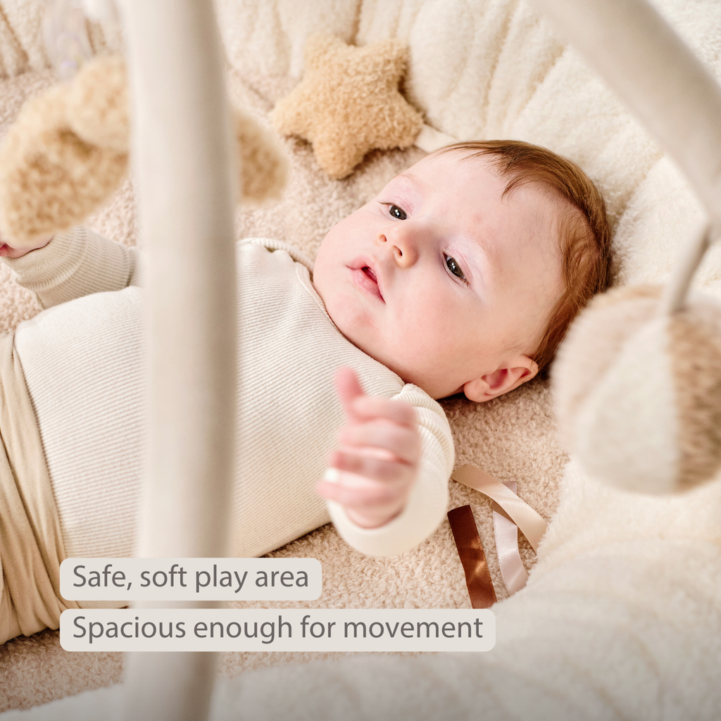 TEDDY Baby Playmat with Arches Round – 90 x 90 cm – Baby Activity Play Rug – Padded Edges [EN]