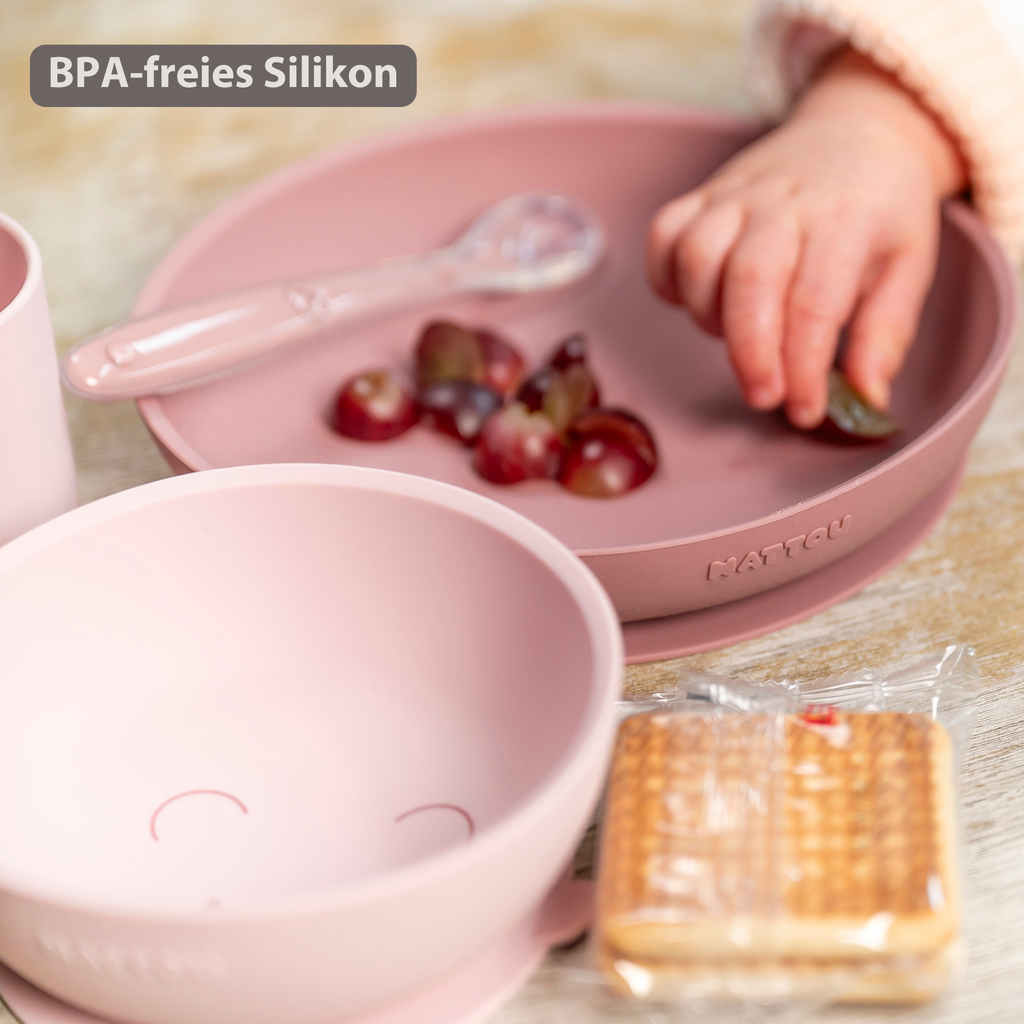 Mealtime Silicone Tableware Set for Children, 4 pcs with Suction - Pink [DE]