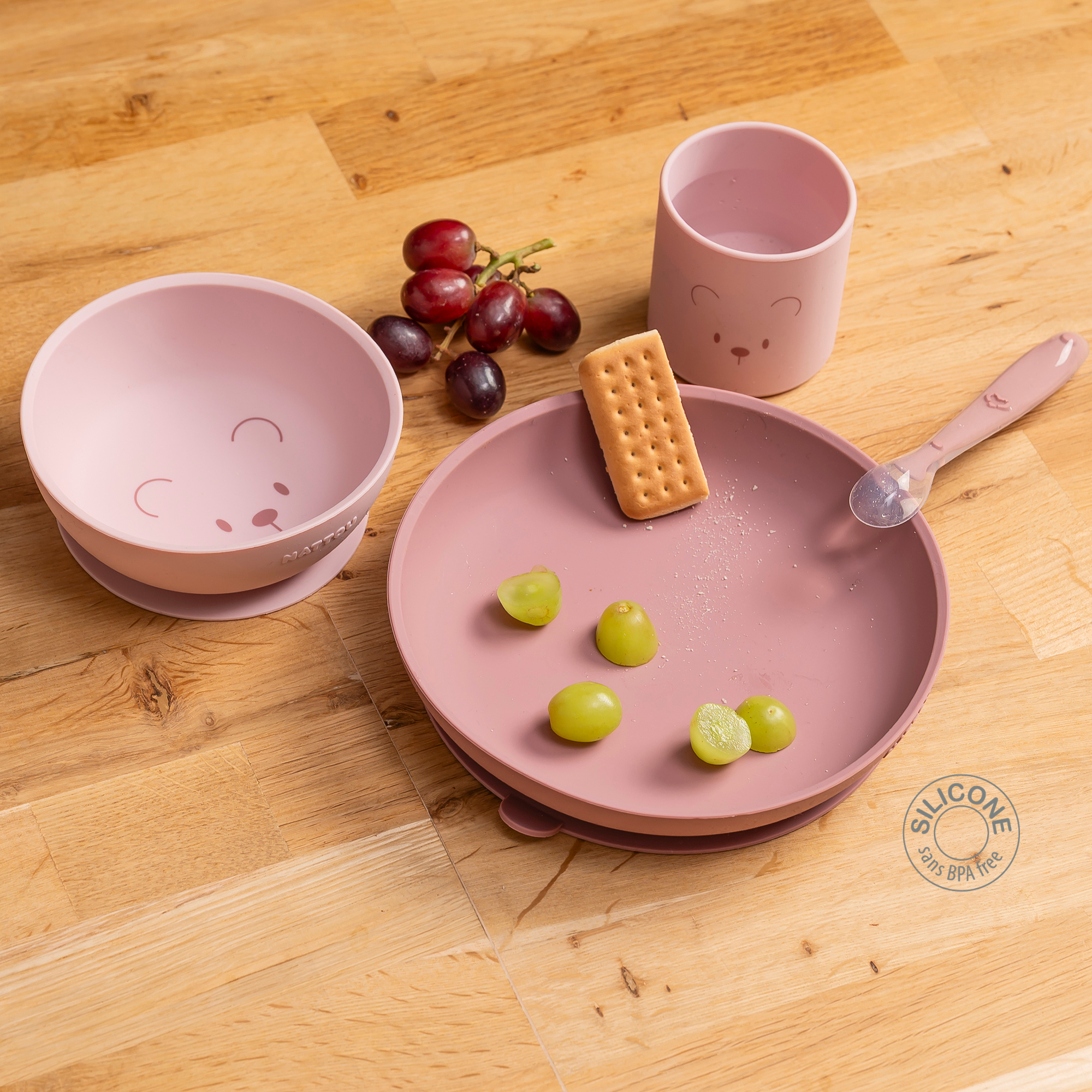 Mealtime Silicone Tableware Set for Children, 4 pcs with Suction - Pink [DE]