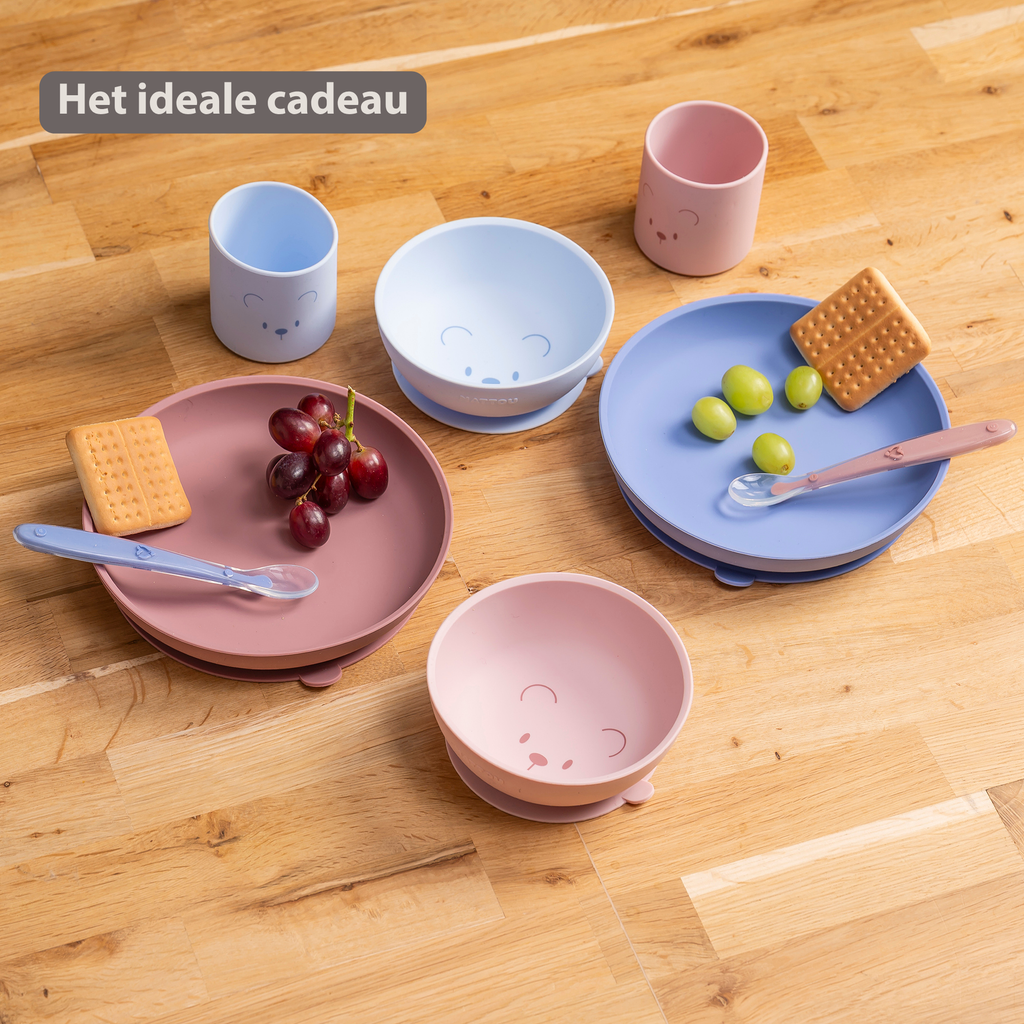 Mealtime Silicone Tableware Set for Children, 4 pcs with Suction - Pink [NL]