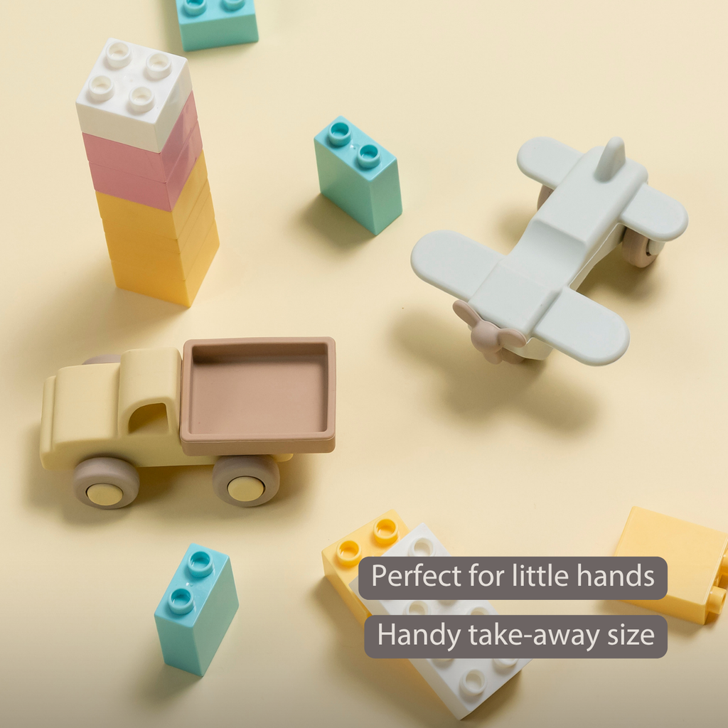 Silicone Truck and Airplane - 11 cm - Multicolor [EN]