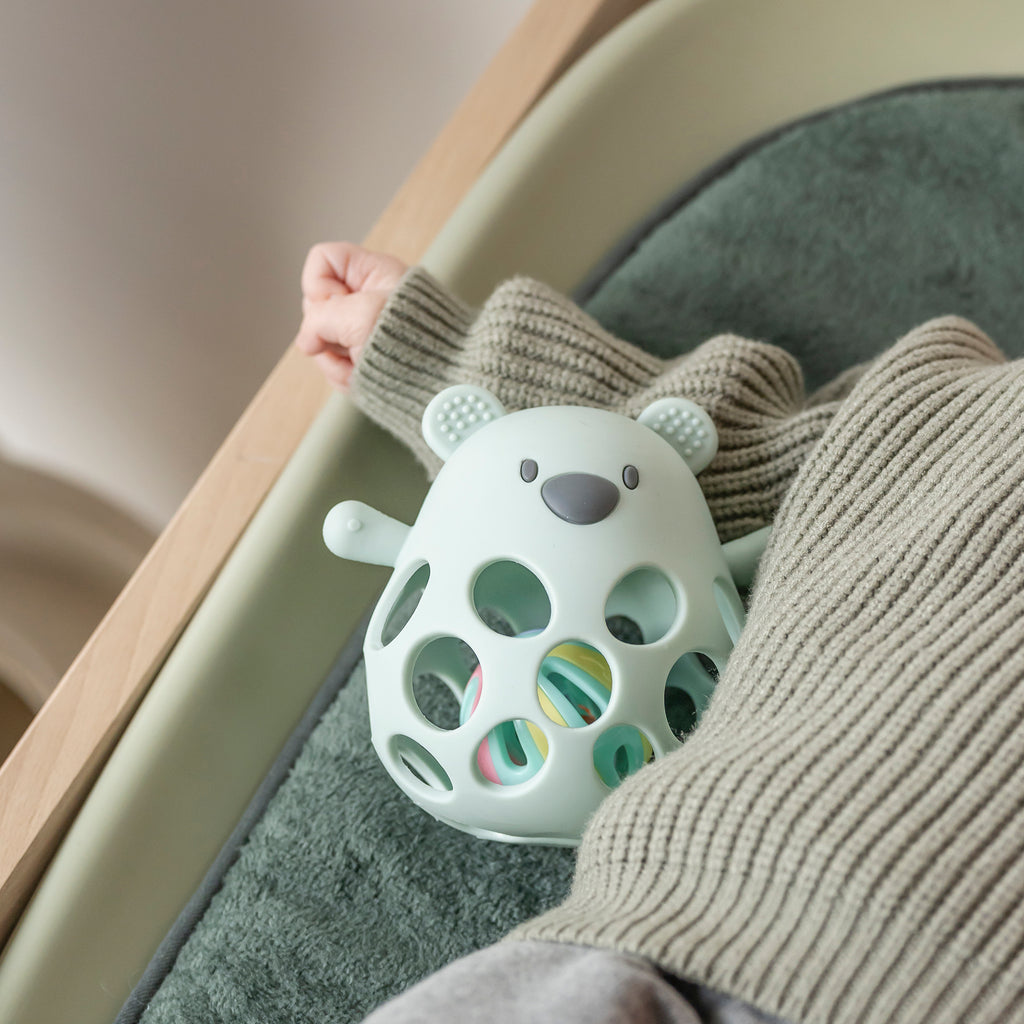 Sonajero con pelota Oso SILICONE