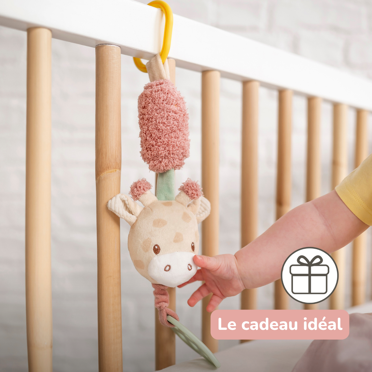Activity toy with sounds Giraffe Gina - Hanging Rattle - 28 cm - Multicolored [FR]