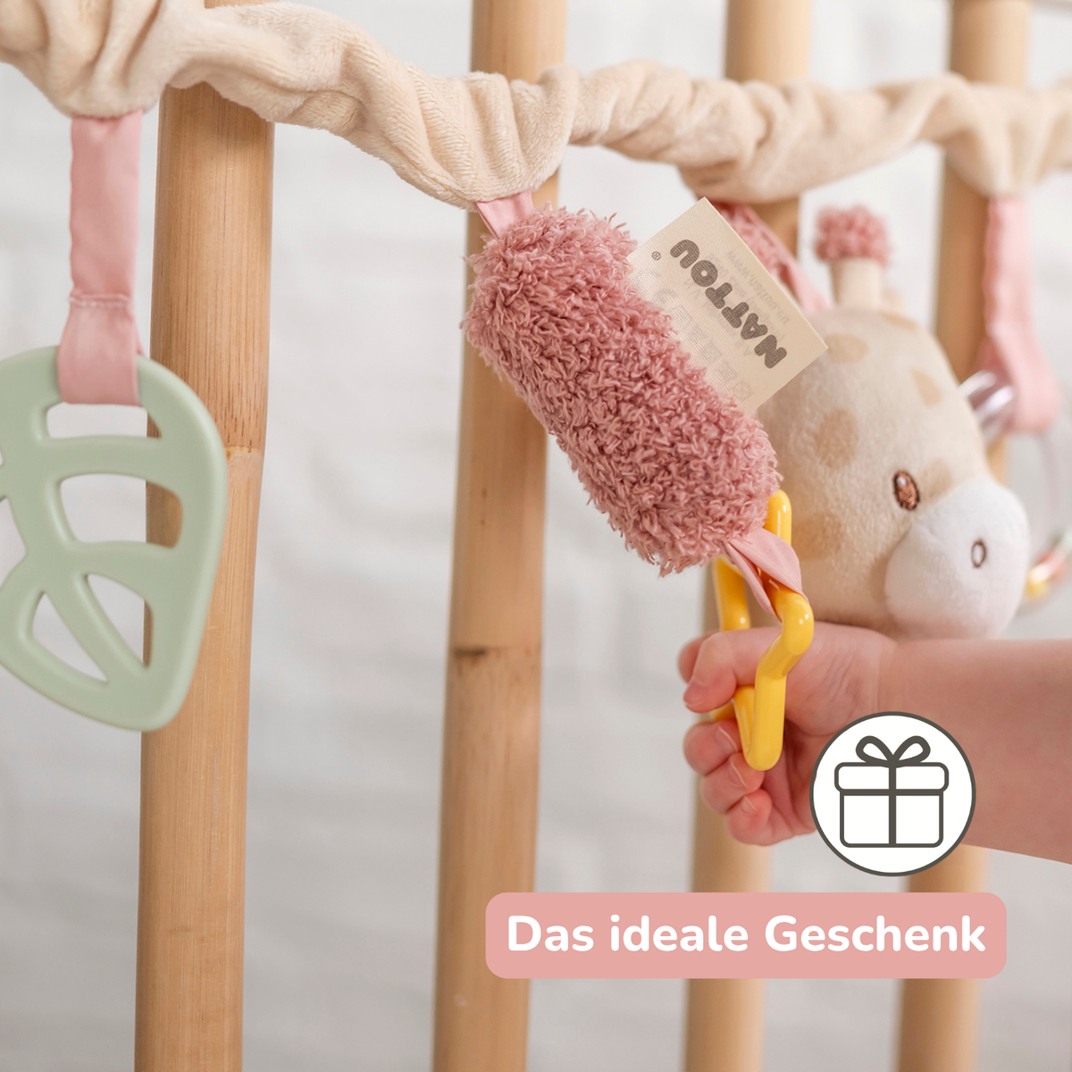 Pram Toy Giraffe Gina - Baby Toy for Home or On the Go - 17 cm - Multicolored [DE]