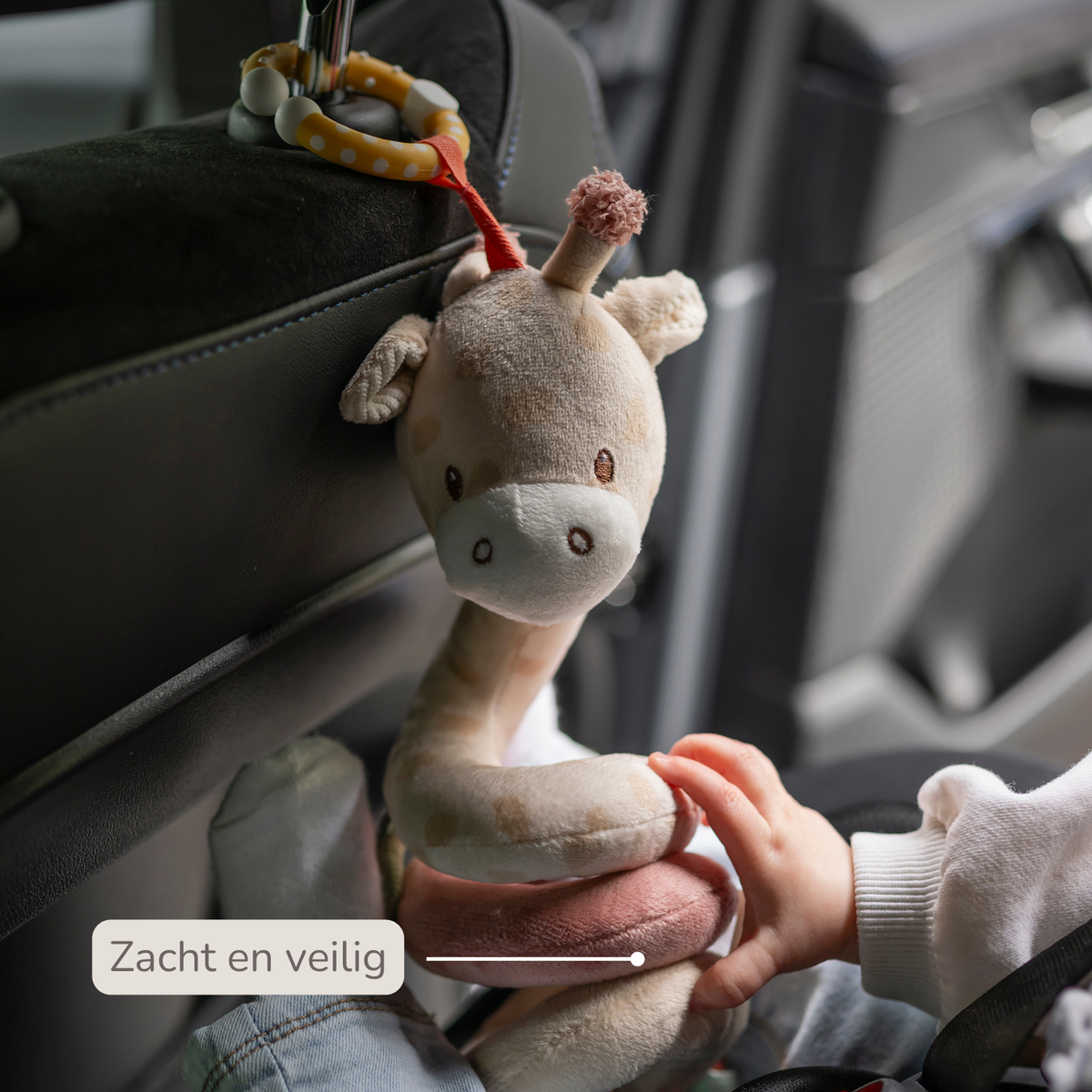 Vertical Playpen Spiral Baby Giraffe Gina - Hanging Activity Spiral for Home or On the Go - 28 cm - Multicolored [NL]