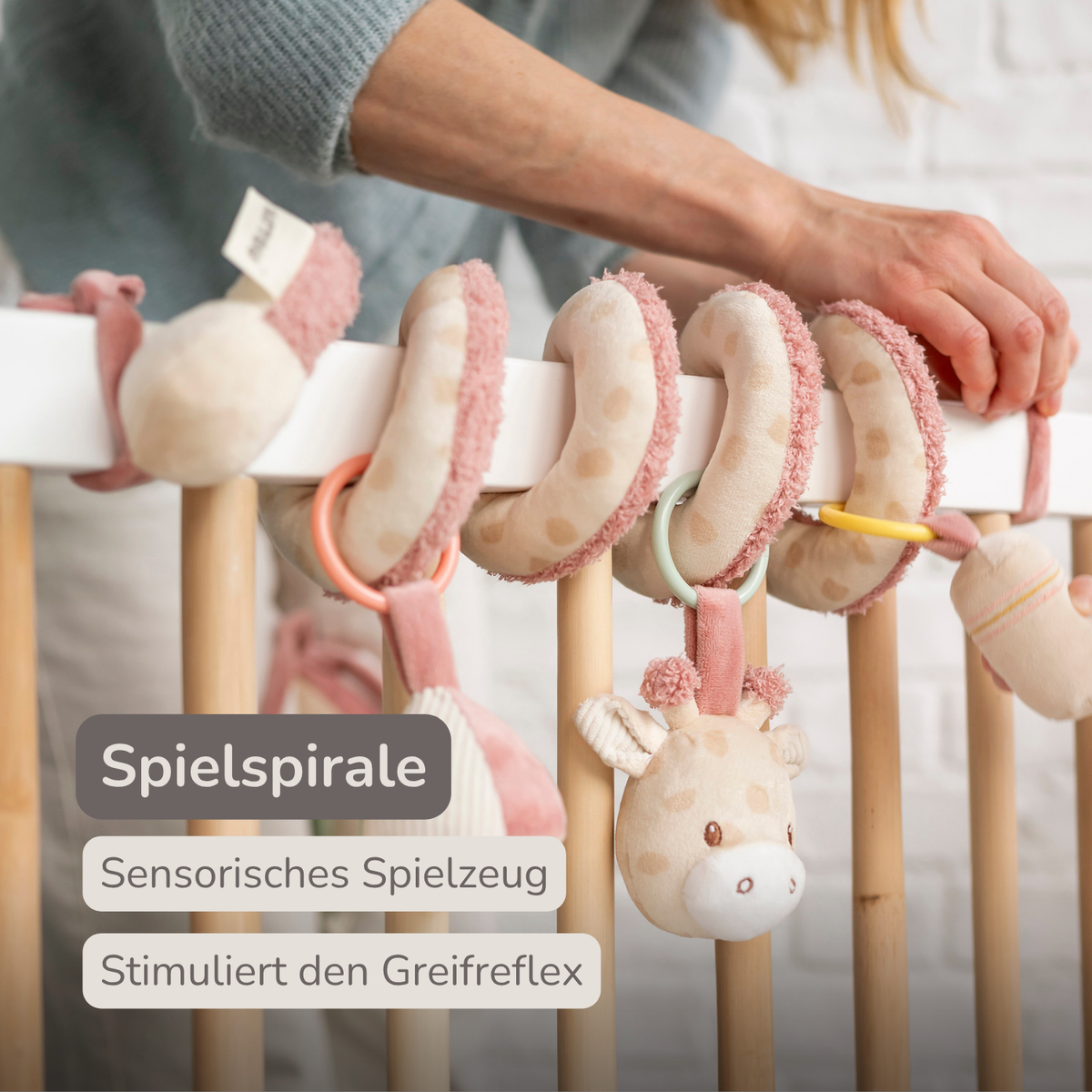 Playpen Spiral Baby Giraffe Gina - Activity Spiral for Home or On the Go - 25 cm - Multicolored [DE]