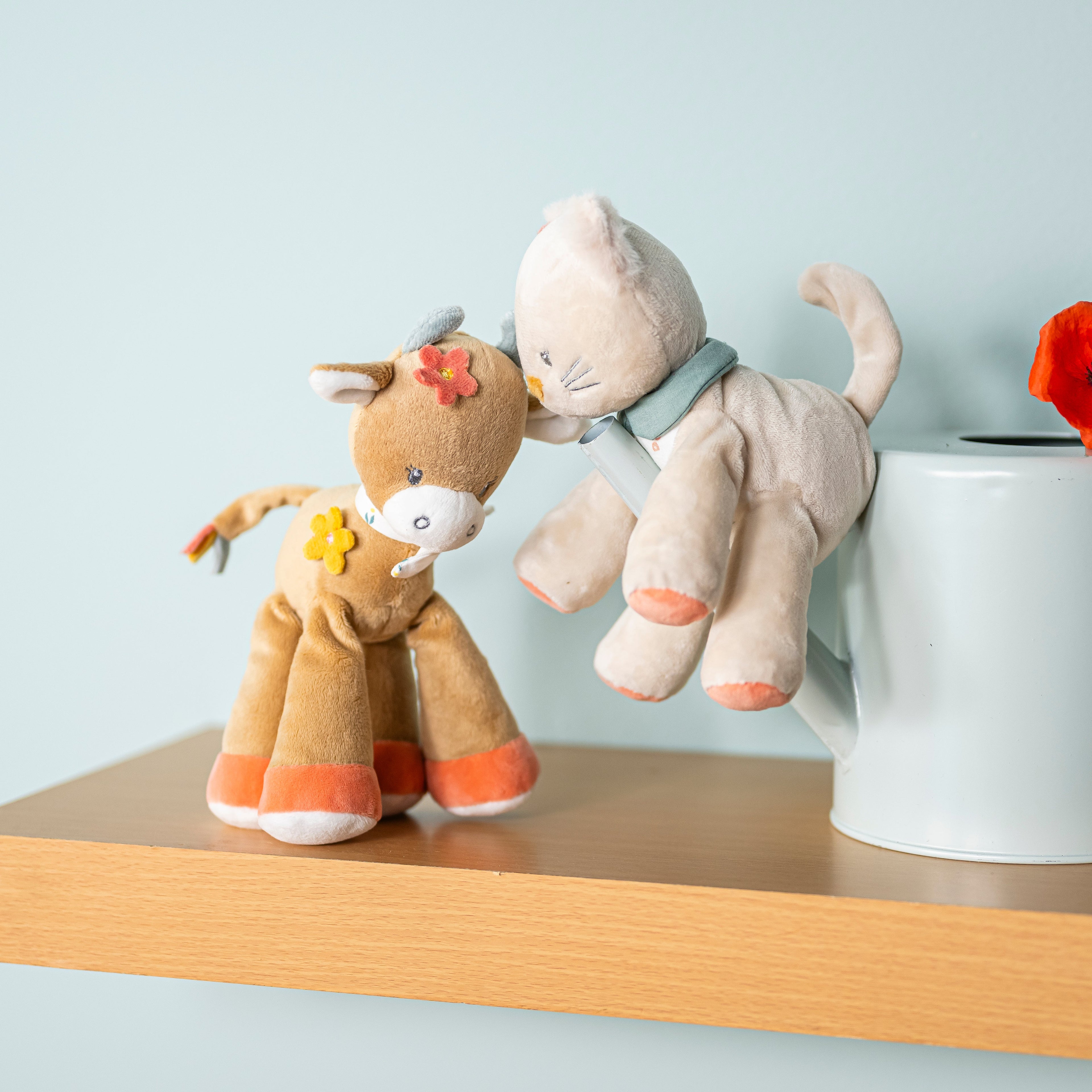 Nattou Cuddly with Rattle Cat Lana