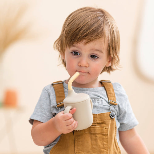 Cup with Straw Silicone Sand