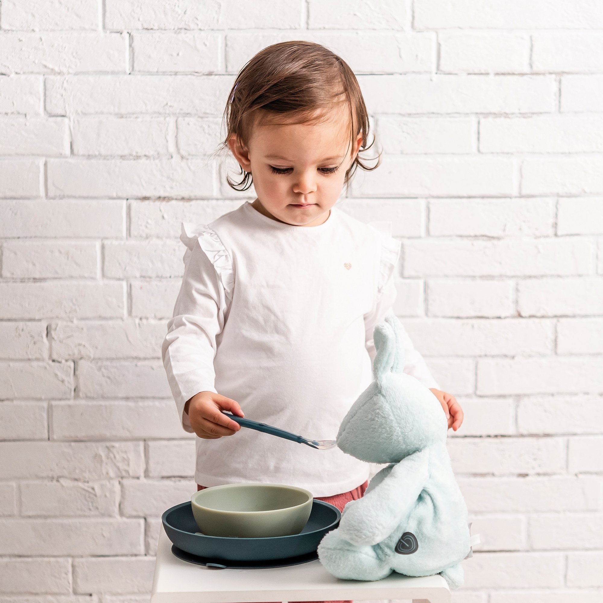 Tableware Set with Bib 4 Silicone 5414673876803 Nattou